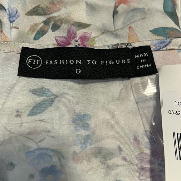 FTF Floral Print Tie Front Blouse - Picture 13 of 14